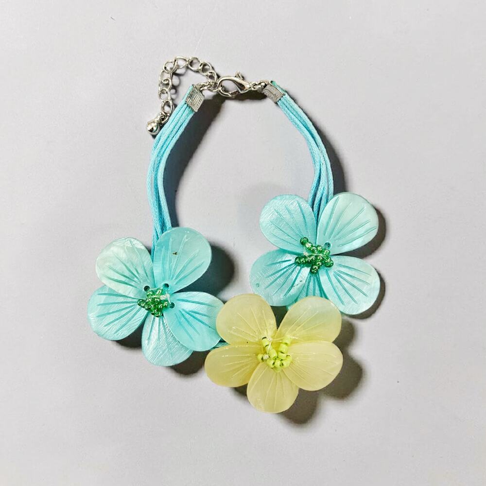 Floral Beaded Bracelet Blue & Yellow Adjustable